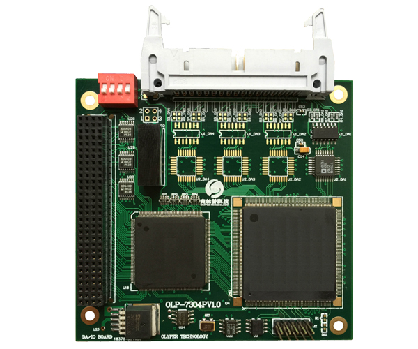 OLP-7304P PCI-104接口16路DA+16路IO模块